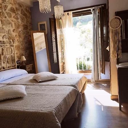 La Gesta Picos De Europa Villa Poo  Luaran gambar