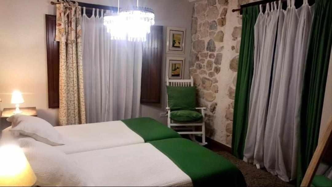 La Gesta Picos De Europa Villa Poo  Luaran gambar